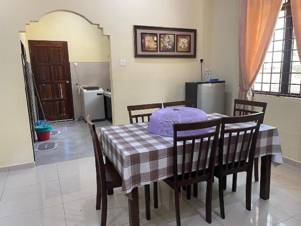 Faris'S Homestay & Resort Pasir Puteh Exterior photo